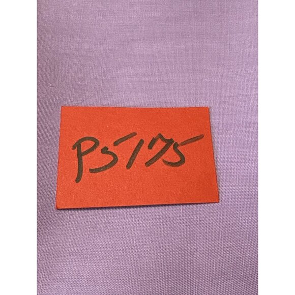 Purple Broadcloth Cotton Fabric 1/4 yard x 42" Quilting Sewing Projects - Picture 2 of 2